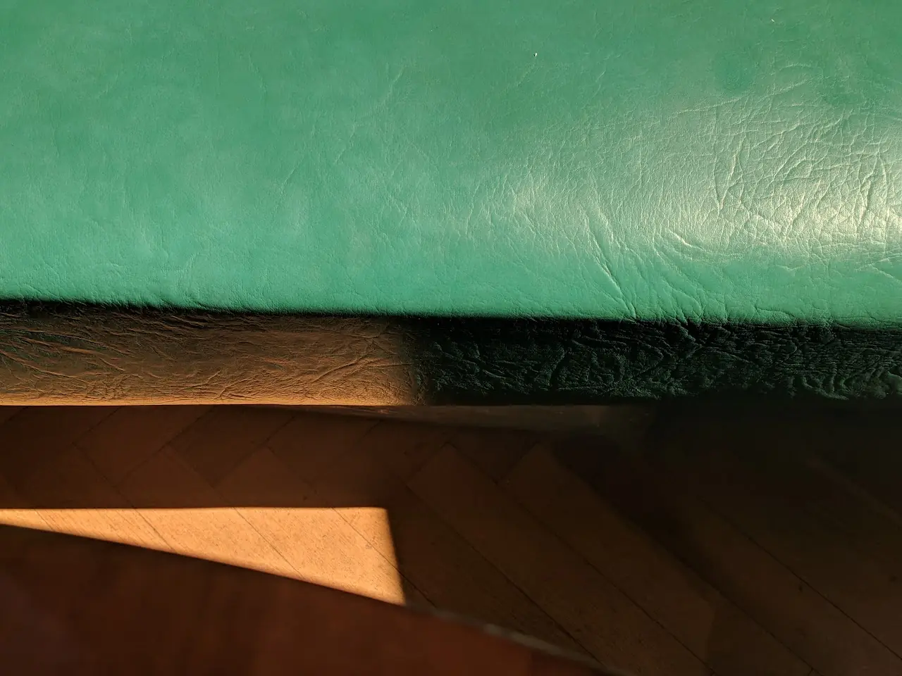 Surfaces — 199